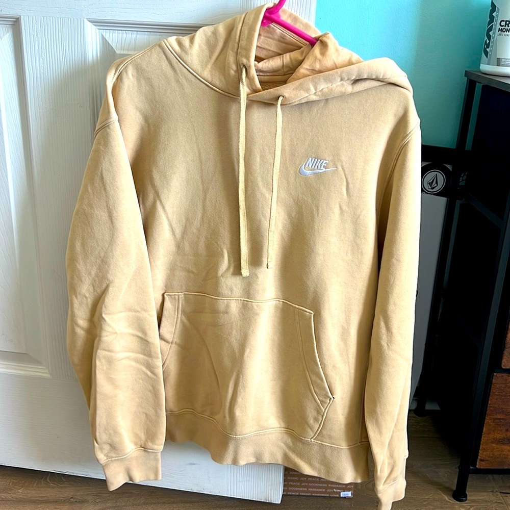 Tan colored Nike men’s hoodie
